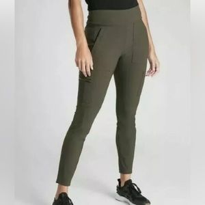 Athleta Hybrid Cargo Pants